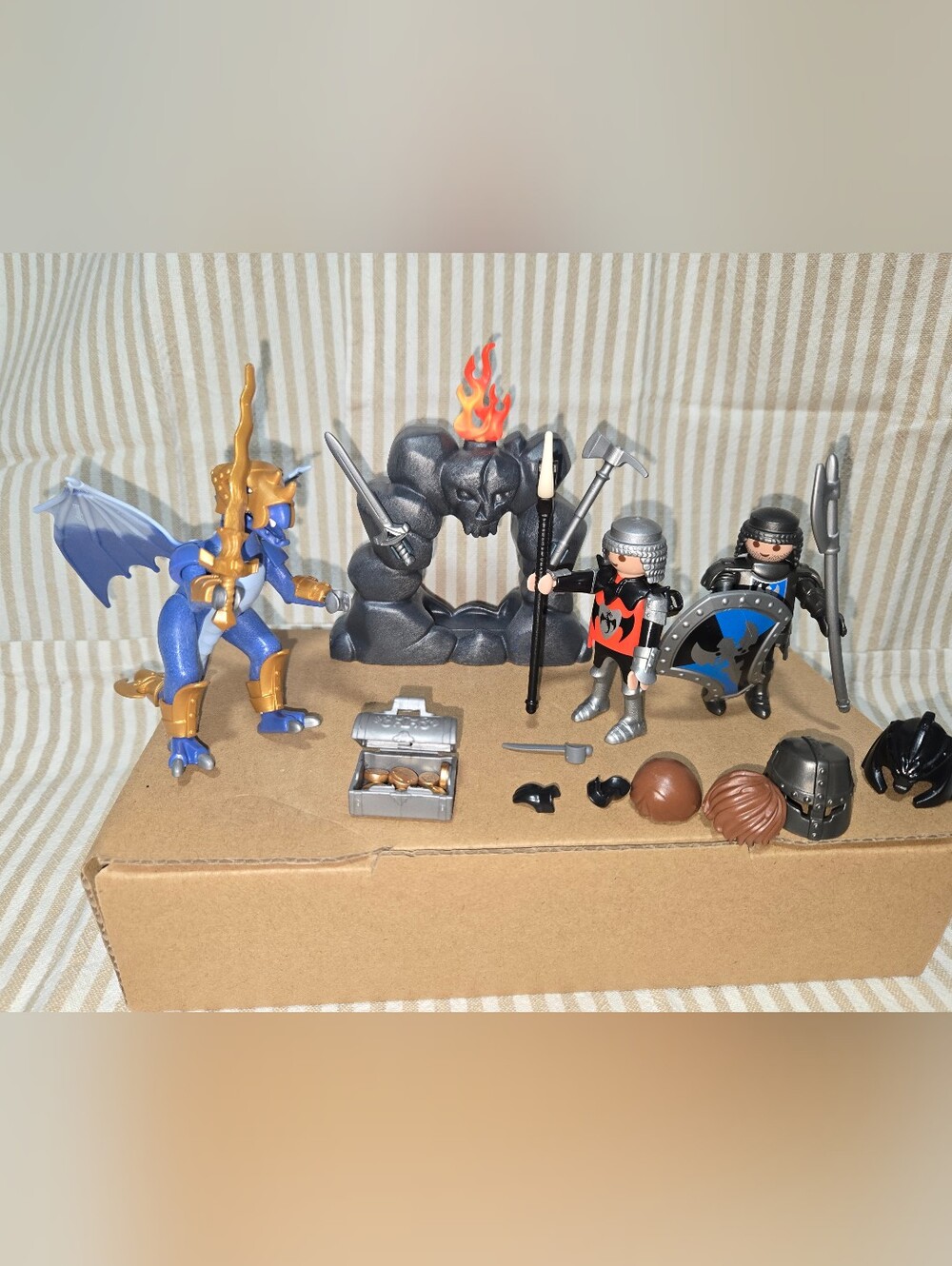 Playmobil Knights And Dragon Set